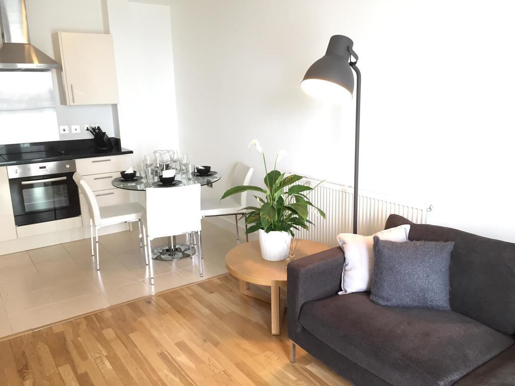 Apartmán Olympic One Eighty Ilford Pokoj fotografie